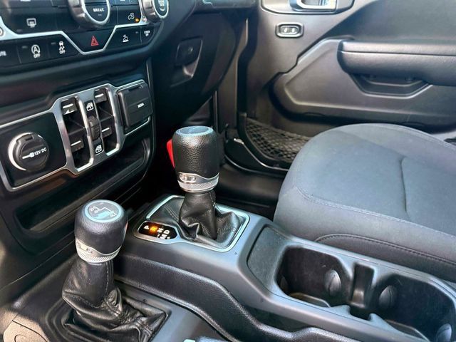 Used 2022 Jeep Gladiator Sport AWD/4WD image 27