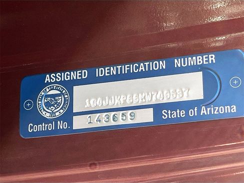 Used 2021 Jeep Wrangler Unlimited Sahara w/ Cold Weather Group image 31