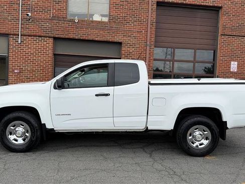 Used 2020 Chevrolet Colorado W/T w/ WT Convenience Package RWD image 8