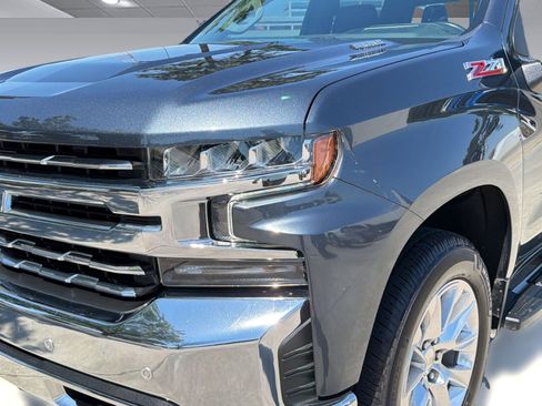 Used 2021 Chevrolet Silverado 1500 LTZ w/ Technology Package AWD/4WD image 11