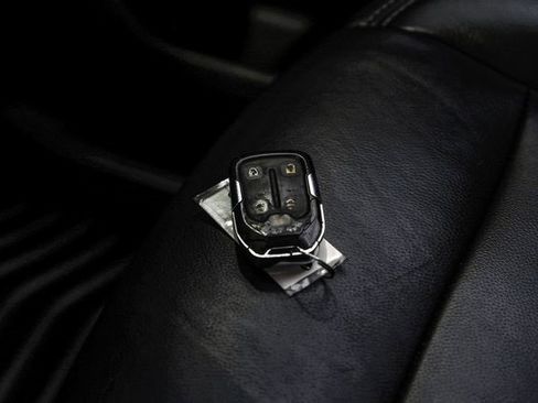 Used 2022 Chevrolet Silverado 3500 LT w/ Convenience Package image 46