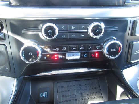 Used 2023 Ford F150 Lariat w/ Equipment Group 502A High AWD/4WD image 28