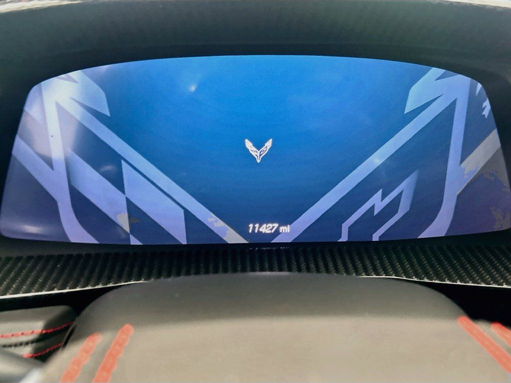Used 2021 Chevrolet Corvette Stingray Premium Cpe w/ Z51 Performance Package RWD image 28