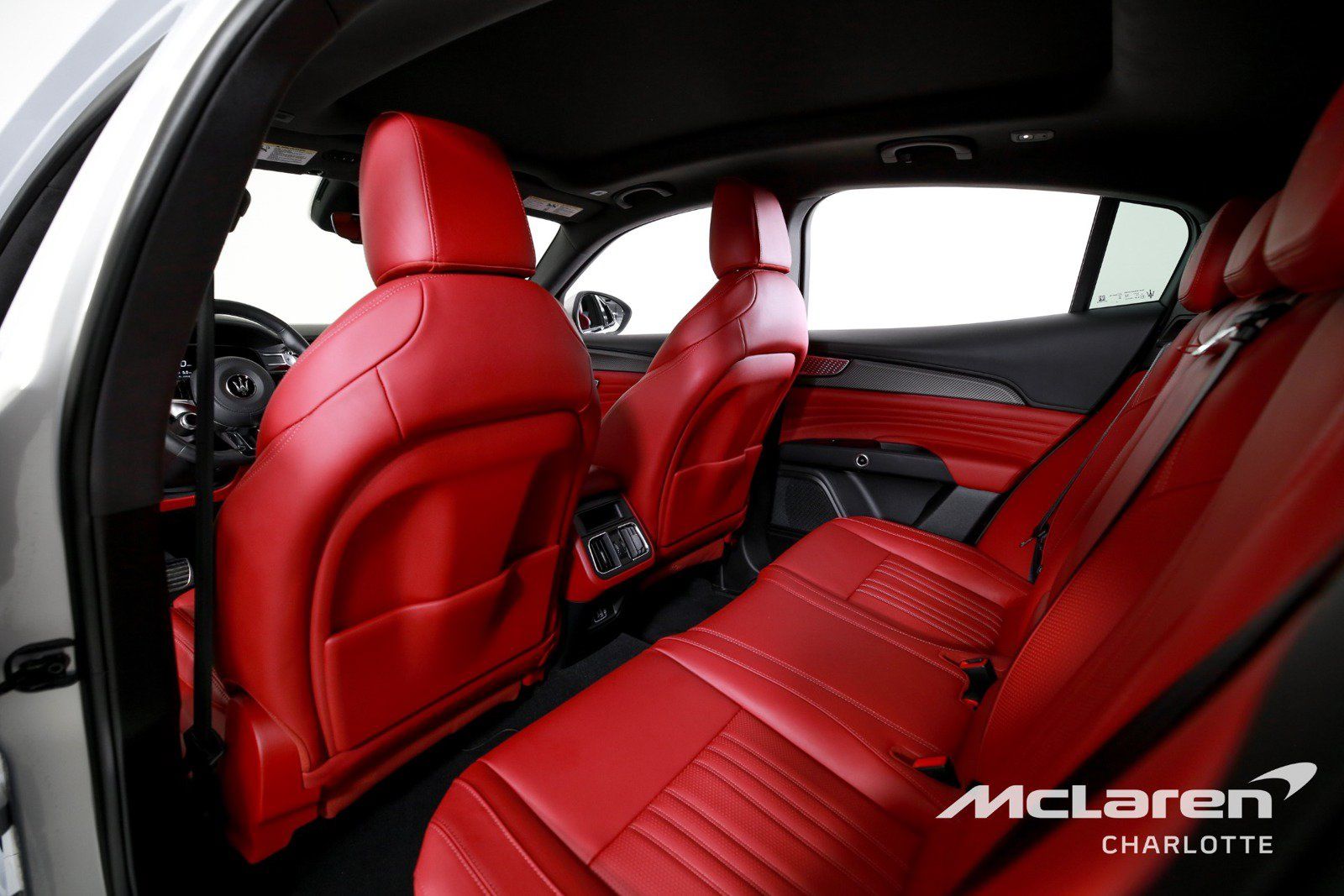 Used 2023 Maserati Grecale Modena AWD/4WD image 18