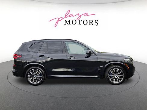 Certified 2025 BMW X5 xDrive50e w/ Executive Package AWD/4WD image 4