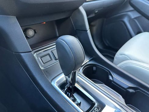 Used 2023 Subaru Ascent Limited image 17