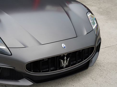 Used 2024 Maserati GranTurismo Trofeo AWD/4WD image 5