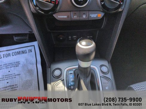 Used 2021 Hyundai Kona SEL Plus w/ Cargo Package AWD/4WD image 21