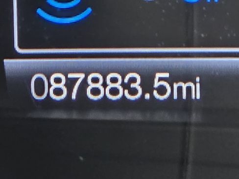 Used 2020 Ford Fusion SE FWD image 27