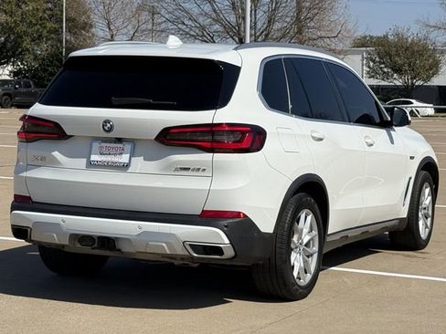 Used 2022 BMW X5 xDrive45e w/ Luxury Seating Package image 4