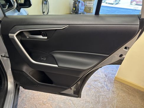 Used 2024 Toyota RAV4 SE w/ Convenience Package image 19