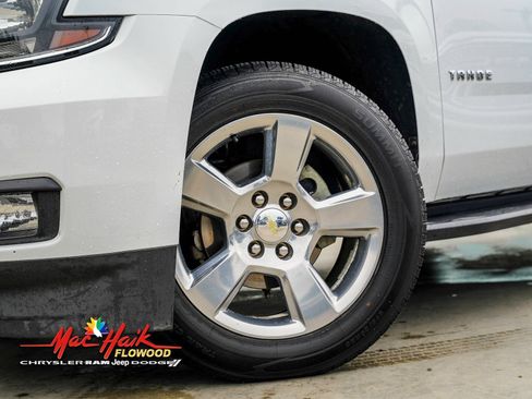 Used 2018 Chevrolet Tahoe LT image 2