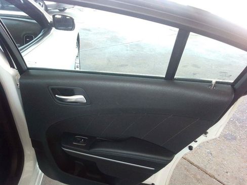Used 2021 Dodge Charger SXT RWD image 22