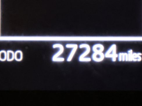 Used 2022 Toyota Camry LE image 25