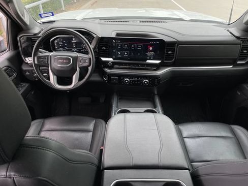 Used 2024 GMC Sierra 2500 SLT w/ Texas SLT Premium Package AWD/4WD image 10