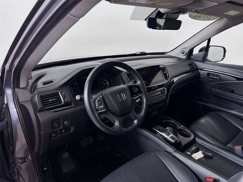 Used 2021 Honda Pilot Touring image 25