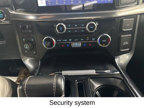 Used 2023 Ford F150 Lariat AWD/4WD image 43