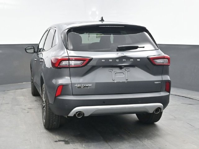 Used 2023 Ford Escape Active w/ Tech Pack #1 AWD/4WD image 5