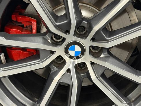 Used 2024 BMW 230i Coupe w/ Convenience Package RWD image 18