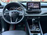 Used 2024 Jeep Compass Latitude image 6