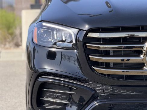 New 2026 Mercedes-Benz GLS 450 4MATIC image 7