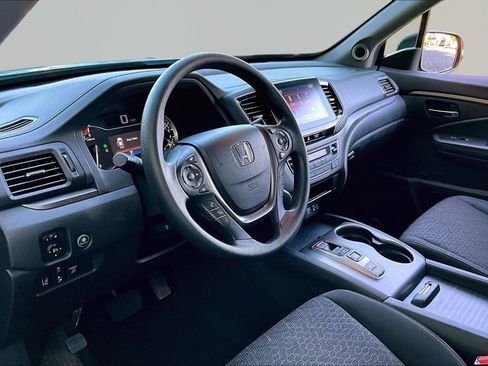 Used 2023 Honda Ridgeline Sport image 14