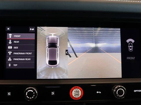 Used 2025 Porsche Macan GTS image 18