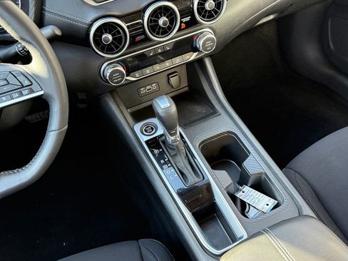 Used 2023 Nissan Sentra SV w/ All-Weather Package image 17