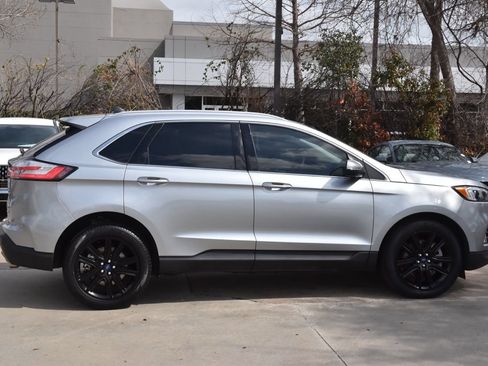 Certified 2022 Ford Edge Titanium image 6