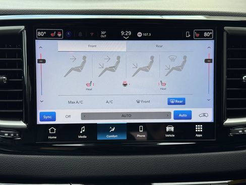 Used 2025 Chrysler Pacifica Select FWD image 14