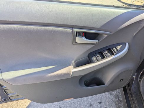 Used 2011 Toyota Prius image 9