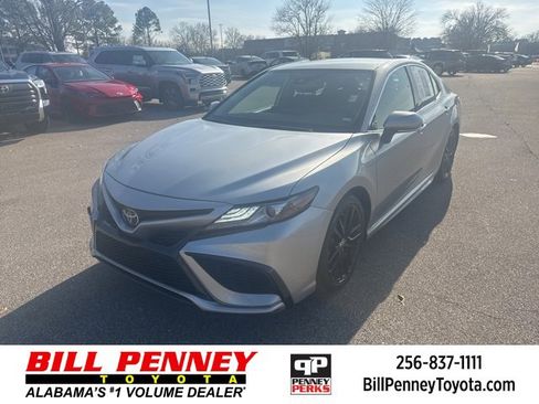 Used 2024 Toyota Camry XSE image 1