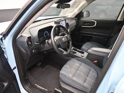 Used 2023 Ford Bronco Sport Heritage w/ Heritage Convenience Package AWD/4WD image 9