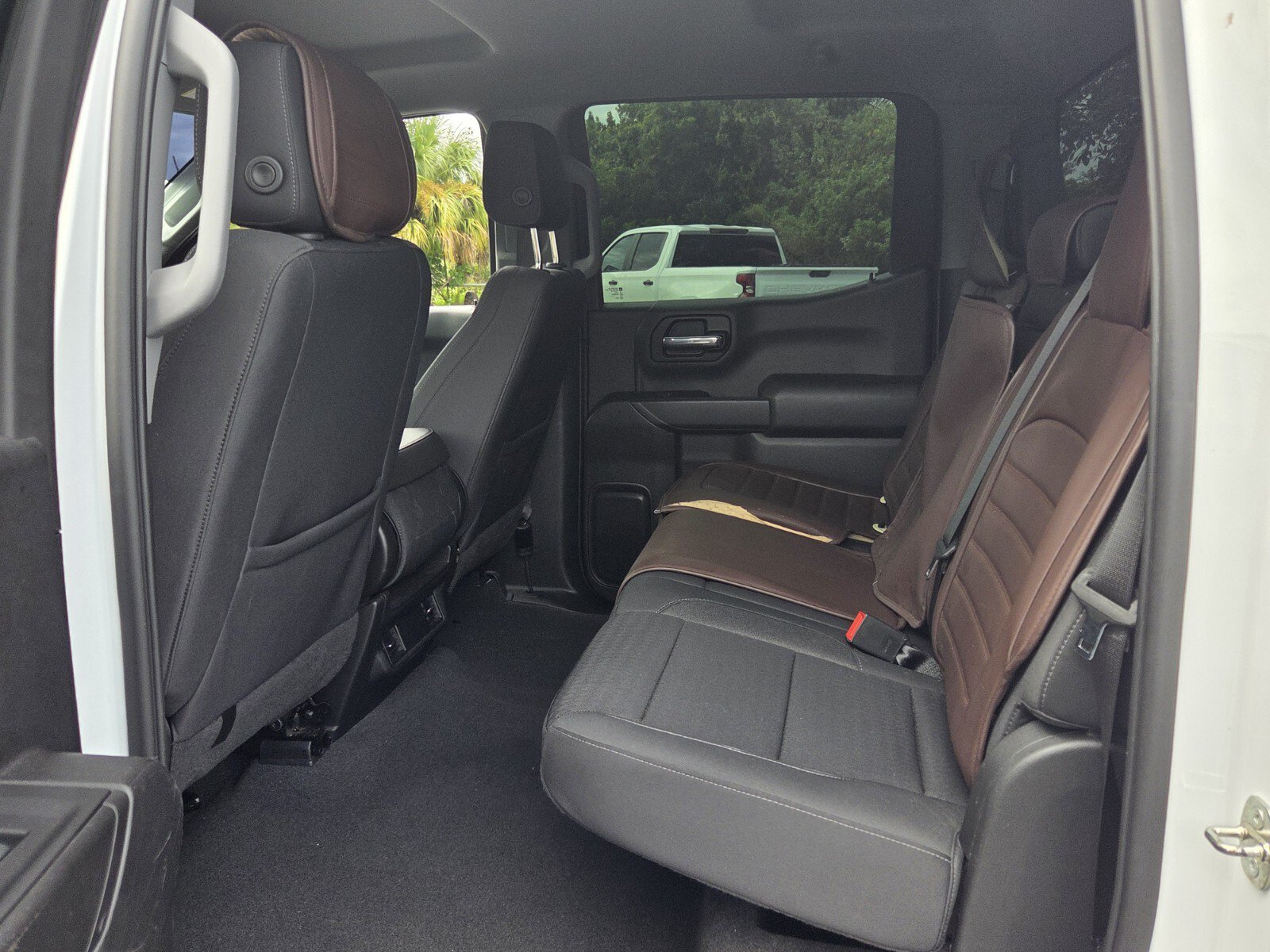 Used 2023 Chevrolet Silverado 1500 Custom RWD image 10