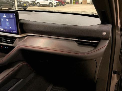 Certified 2025 Ford Explorer ST-Line w/ Premium Package image 15