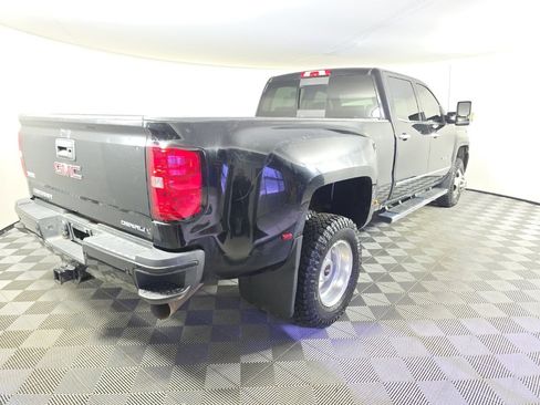 Used 2019 GMC Sierra 3500 Denali w/ Duramax Plus Package image 5