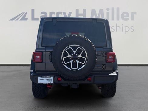 New 2026 Jeep Wrangler Unlimited Rubicon AWD/4WD image 4