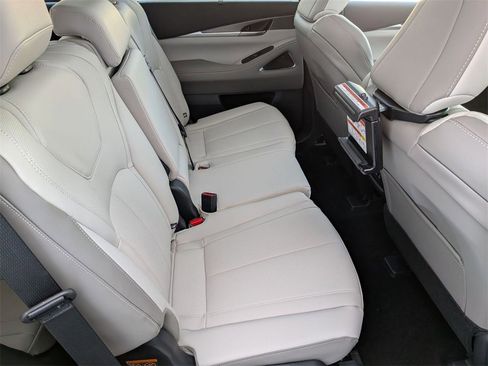 New 2026 INFINITI QX60 Luxe w/ Family Package image 31