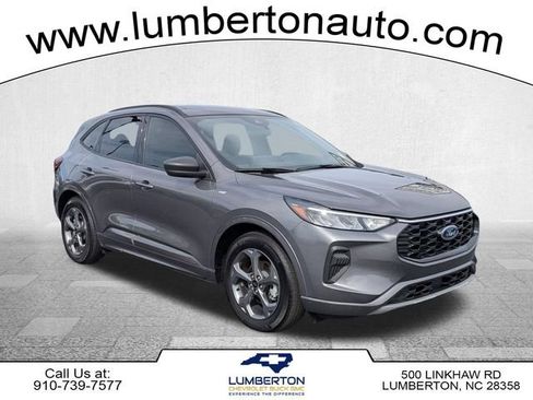 Used 2024 Ford Escape ST-Line w/ Tech Pack #1 FWD image 1