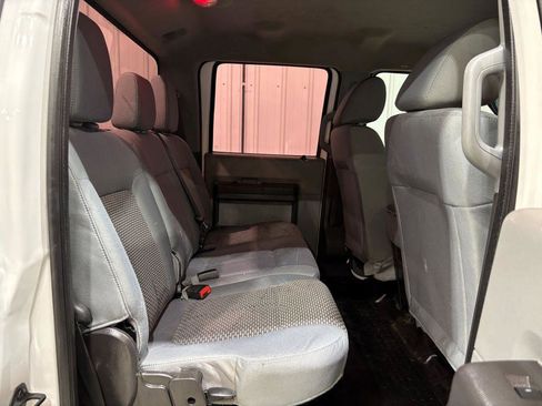 Used 2015 Ford F250 XL w/ Power Equipment Group AWD/4WD image 14