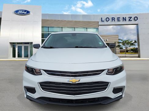 Used 2018 Chevrolet Malibu LS FWD image 2