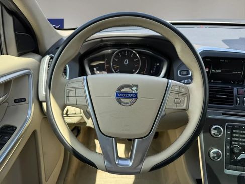 Used 2016 Volvo XC60 T5 Premier w/ Protection Package AWD/4WD image 16