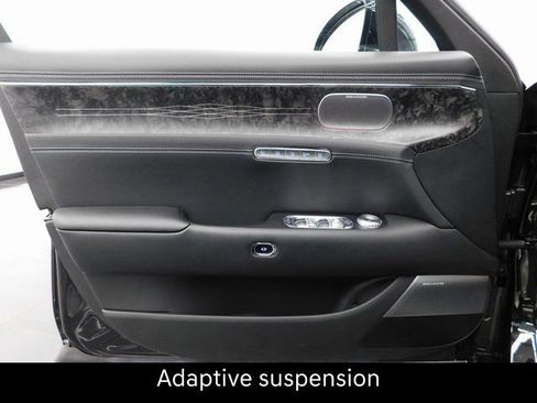 Used 2024 Genesis G90 3.5T image 22