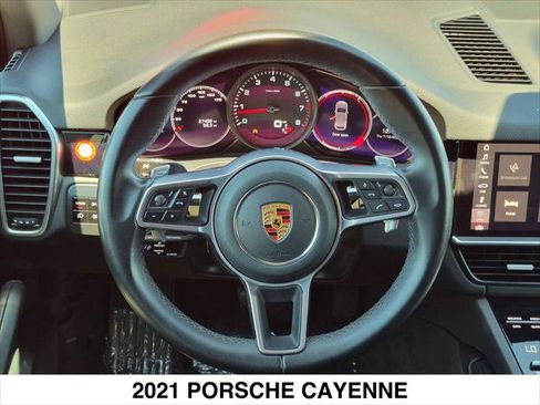 Used 2021 Porsche Cayenne AWD/4WD image 13