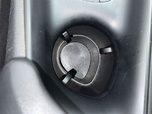 Used 2021 Toyota C-HR LE image 32