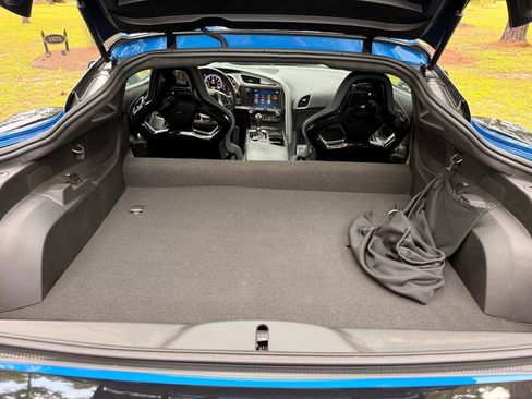 Used 2015 Chevrolet Corvette Z06 RWD image 6