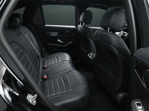 Used 2018 Mercedes-Benz GLC 43 AMG 4MATIC image 17