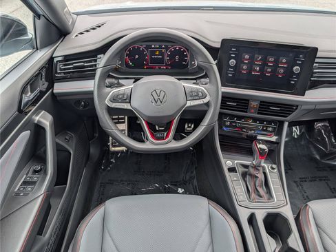 Used 2026 Volkswagen Jetta GLI Autobahn FWD image 16