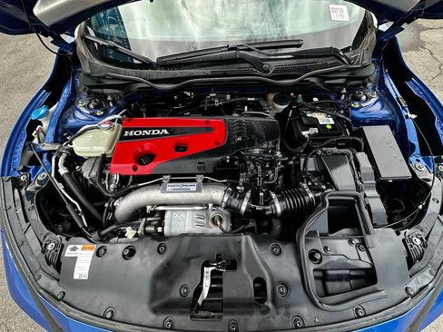Used 2018 Honda Civic Type R image 23