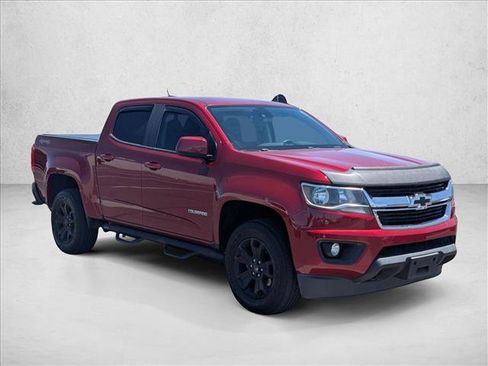Used 2018 Chevrolet Colorado LT w/ LT Convenience Package AWD/4WD image 3